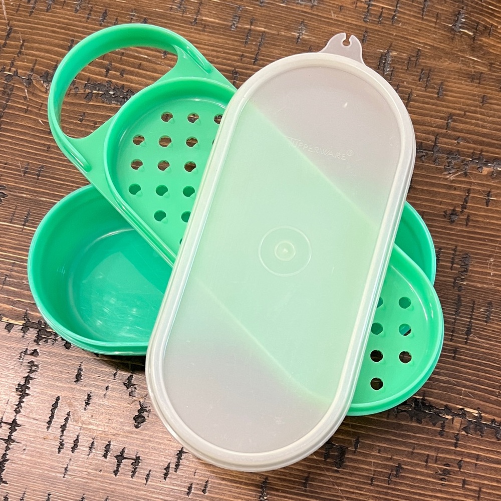 Tupperware Green and White Steamer Set